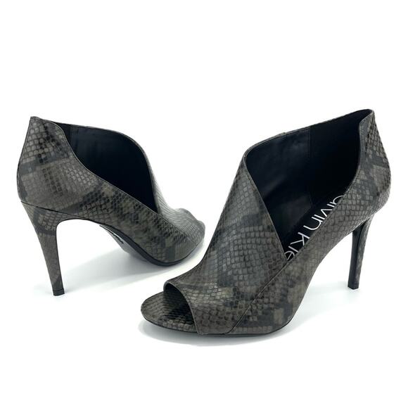 Calvin Klein Nastassia Stiletto Heels Size 8 Black & Gray Animal Print Peep Toe - Picture 1 of 16